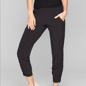 Athleta Aspire ankle pant